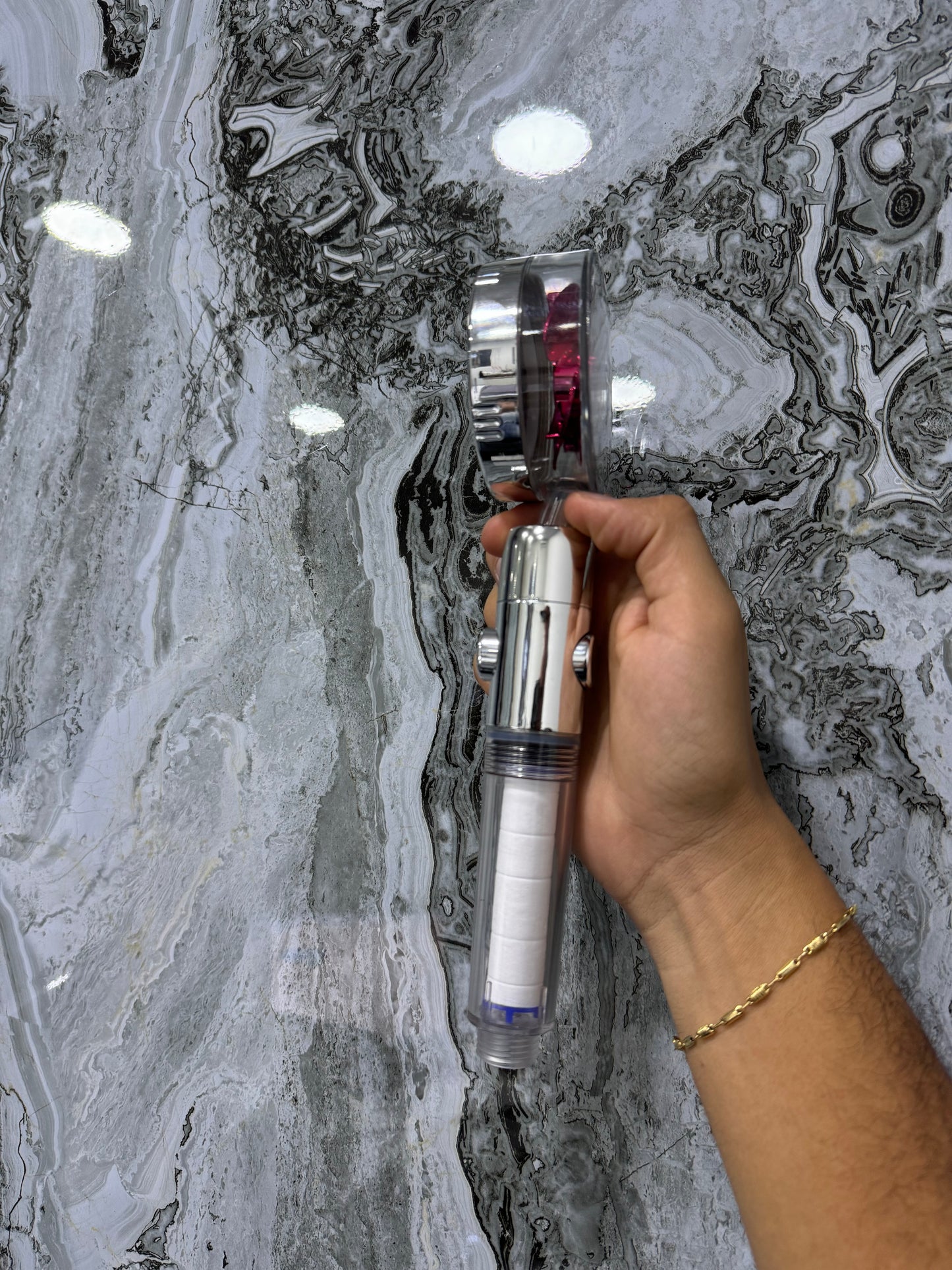 TURBOJET - LUXURY SHOWER HEAD WITH ADVANCED MASSAGE TECHNOLOGY: ENJOY A RELAXING MASSAGE WHILE YOU SHOWER